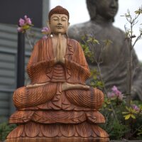 Statue Buddha 25cm Suarholz Anjali Mudra handgeschnitzt