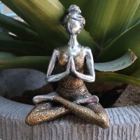 Statue Figur Yoga Frau 24 cm Resin Beton in Gold Silber